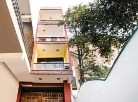 SPOT ON Hotel Harry's 1 Near Select Citywalk Mall