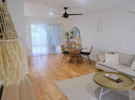 गोल्ड कोस्ट में, होटल Coolangatta Surf & Stay - Townhouse - Pet Friendly