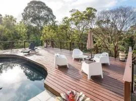 The Majestic Coolum Ocean Views & Poolside Escape