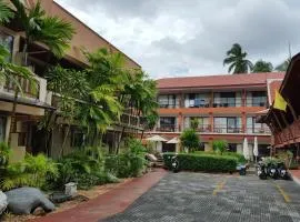 Grand Thai House Resort