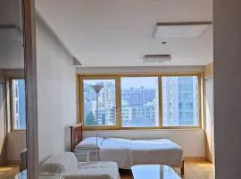 Seoul Station, Chungjeongno Station 1 minute walk