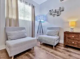 Sunny Tampa Home Near Downtown & Stadiums