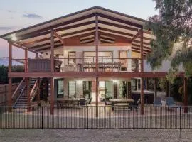 Seabreeze - 5 BR w Pool Table - Beachfront