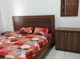 Hotel O V S, hotel v destinaci Palwal