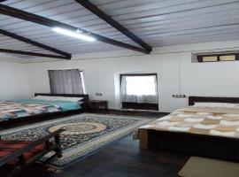 Hotel O Home Heritage Homestay, hotel en Takdāh