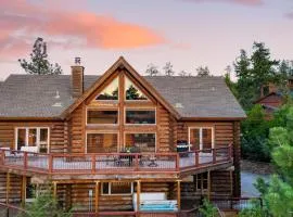 0.5mi to the Lake Deck w Views Poker Table Eagle Ridge Retreat by AvantStay