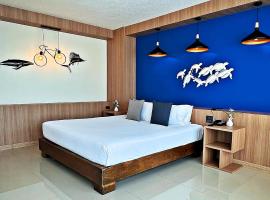 The Sixteenth Naiyang Beach Hotel- Free Schedule Airport Shuttle、ナイヤンビーチのホテル