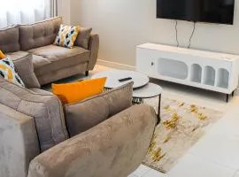 Parklands Modern 1-Bedroom Apartment near Aga Khan & Diamond Plaza