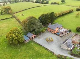 Ty Newydd