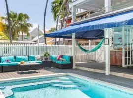 Prime Old Town Location w Pool Walk to Duval Steet Blue Heron by AvantStay
