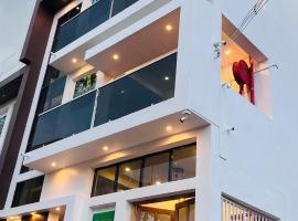 THE CHALET- Pondicherry, Near Eden Beach - BMC, hotel din Pondicherry