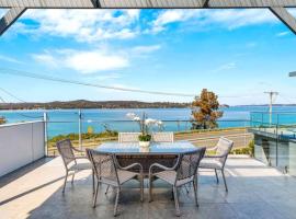 Speers Point Lakeviews on The Esplanade, hytte i Warners Bay