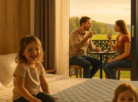5KA Family Apartments Waterbeds, Café, Playground & Nature near Ljubljana, 4 min from A2, hotel in Velika Loka