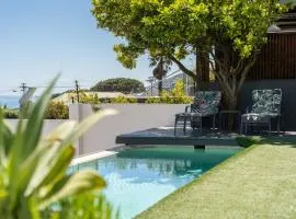 Finchley Guesthouse in Camps Bay