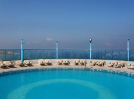 Sea Tower by Isrotel Design, hotell i Tel Aviv
