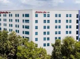 Hampton by Hilton Guadalajara Expo