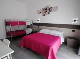Novo Motel, hótel með bílastæði í Tortoreto