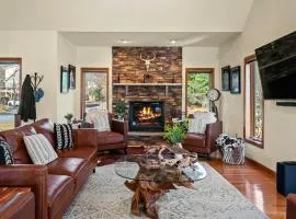 Lake View Retreat AvantStay Entertainers Home Yard Deck Game Room