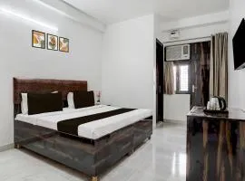 Collection O Sector 7 Rohini Formerly Giriraj Residency