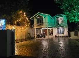 Lake and Paddy holiday home