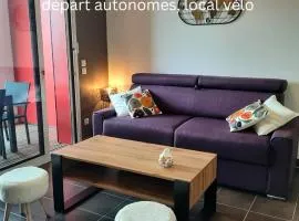 Patio Arena, appartement 2 étoiles, terrasse, parking, wifi, local vélos