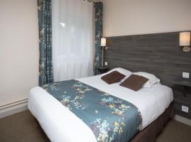 Logis-Hôtel & Restaurant LE CARNOT, hotel di Bolbec