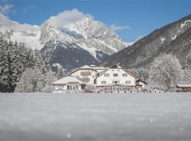 Hotel Bad Salomonsbrunn, ξενοδοχείο σε Anterselva di Mezzo