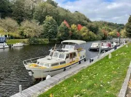 Albatross, bateau à quai à Saint-Nicolas-des-Eaux