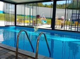 Gyps Vikendica with Swimming Pool and Sauna 2, hotel in Tuzla
