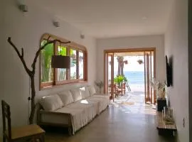 Villa Biển Vàng Beach Front