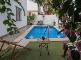 Casa Moderna con Piscina