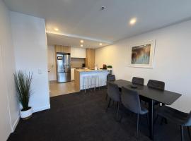 Midnight Luxe 2BR 2Bath Apartment 507 in the heart of Braddon L5 Views Pool Sauna Gym Wifi