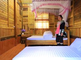 Homstay Páo Ấm Mai, hotel with parking in Tát Lá