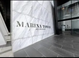 Stylish Docklands Haven