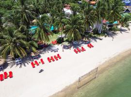 Infinity Beach Club Resort & Hostel Koh Phangan, hostel σε Baan Tai