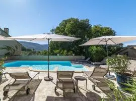 Apartement with pool for rent in Bonnieux L'Adjudant