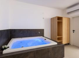 פסגת הגליל - סוויטות רומנטיות לחופשה זוגית, hotel a Manot