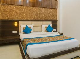 Hotel BLH Marce Comfort Stay, ξενοδοχείο στην Agra