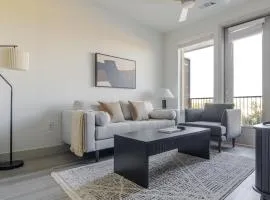 Blueground Del Valle pool nr McKinney Falls ATX-354