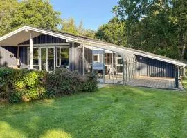 Stunning Home In Ansager With Wifi
