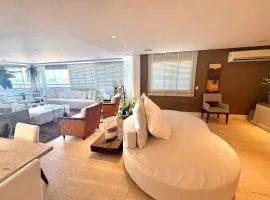 Exclusiva e Única Cobertura Duplex do Golf Ville