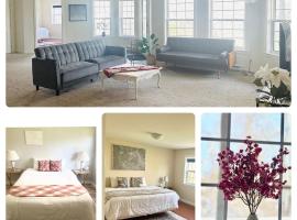 Cozy guest suite in the heart of Fredericton、フレデリクトンのホテル