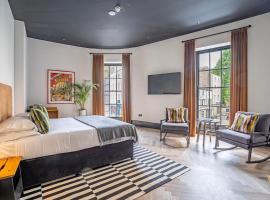 Crescent Place by Mansley, serviced apartment in Cheltenham