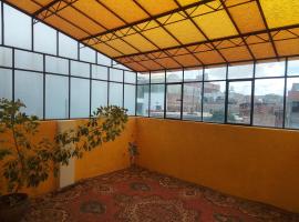 Gary Vilena AIRBNBs, hotel in Puno