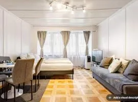 City Center Apt With AC in Zurich Old Town
