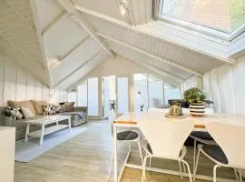 Lille Hus - Familienfreundliches Strandhaus mit Ofen