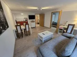 FERIENWOHNUNG 52m2 APARTMENT in ZITTAUER STADTZENTRUM INNENSTADT INNENRING TOP LAGE - WOHNEN AUF ZEIT IN ZITTAU - 2 RAUM WOHNUNG EINKAUFSSTRASSE