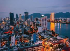 ORANGE Hotel & Spa - Dragon Bridge Center, hotel v destinaci Danang