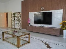 Oasis Villa Stay by Lunar