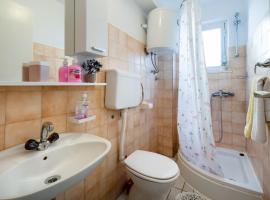 Apartments&Rooms La Putalina、ネウムのホテル